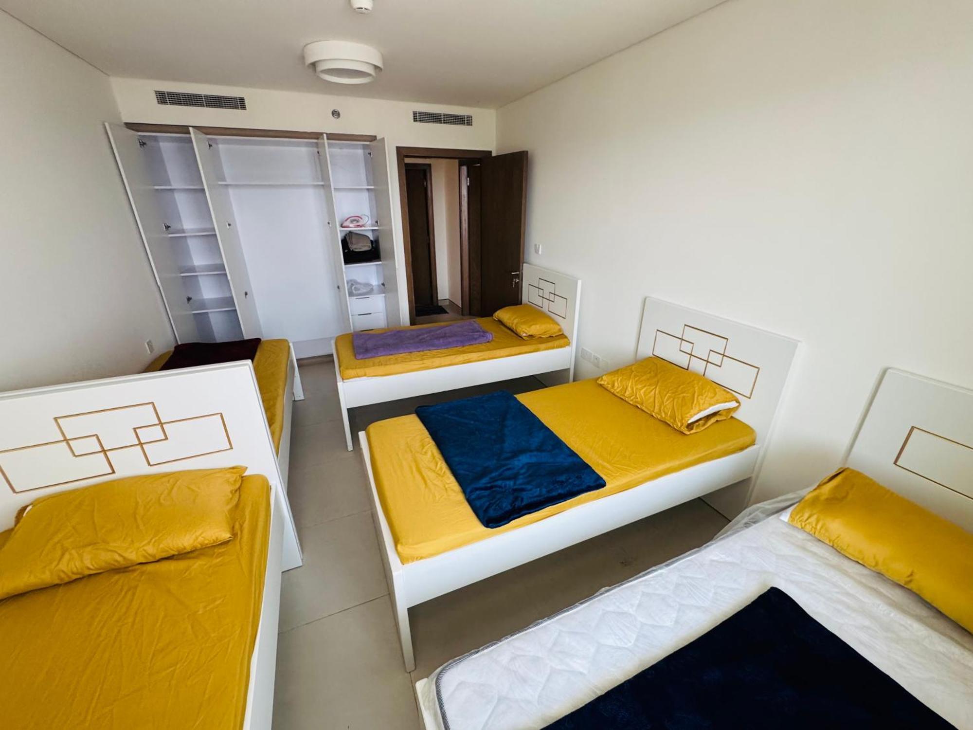 Wow Amazing Burjkhalifa,sea,sunset,ship,park View,3bhk Furnished Apartment-16 Guest,airport,metro,mall,golf,bus,park,ship Tour Near - Flat 101 Dubai